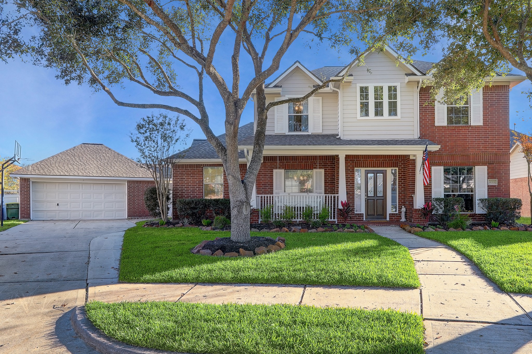 4004 E Cedar Trail Court Pearland TX 77584