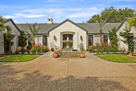 1534 David Searles Boulevard Sugar Land TX 77478