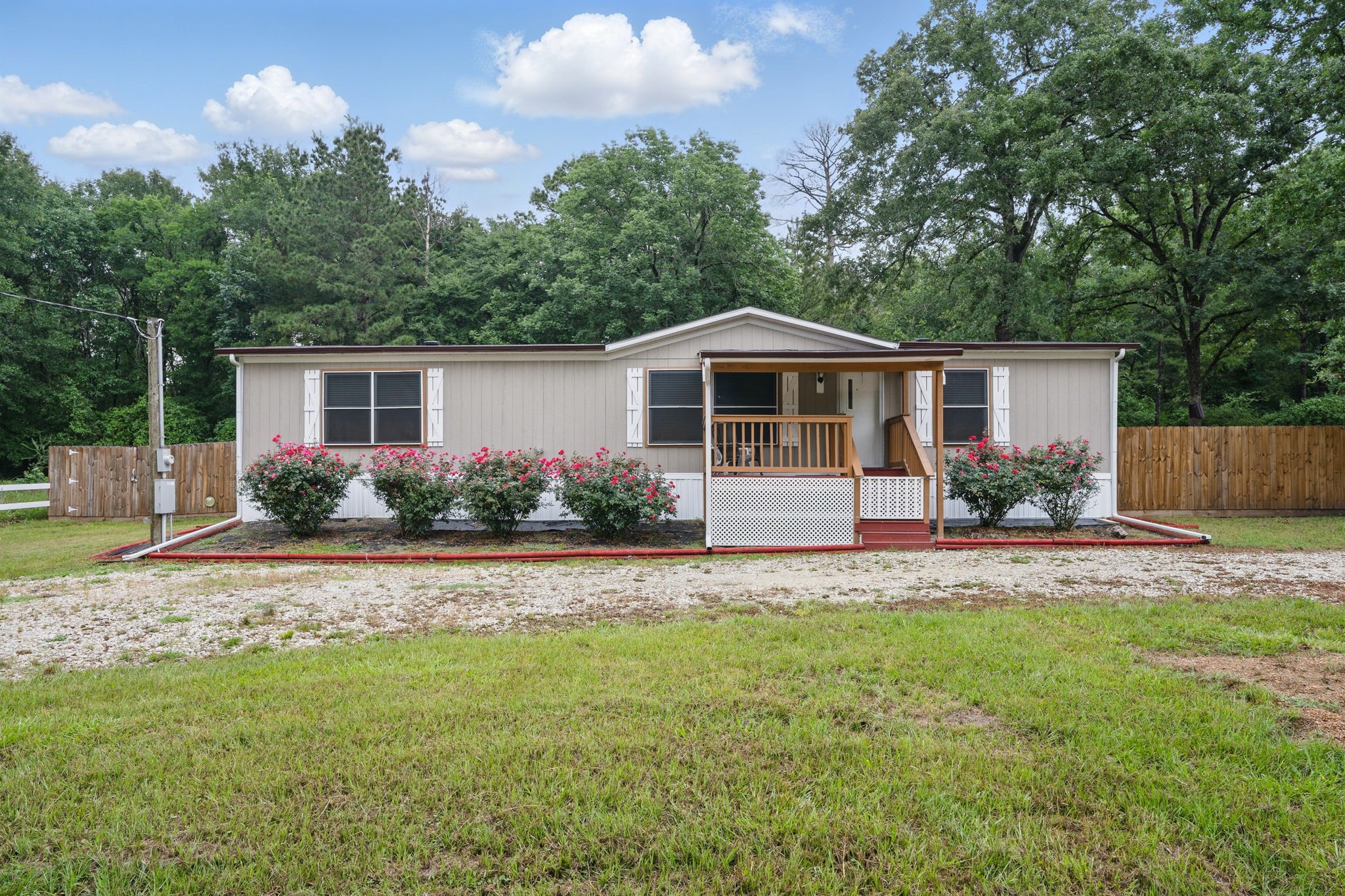 20 N Fork Lane Huntsville TX 77320