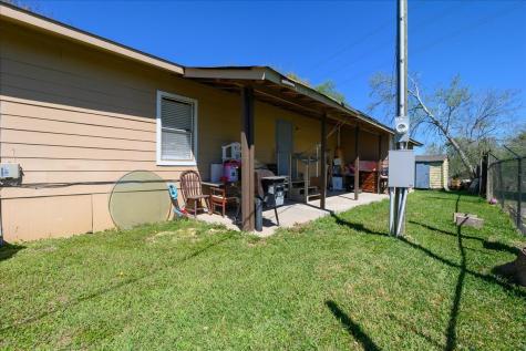 3629 County Road 870 Alvin TX 77511