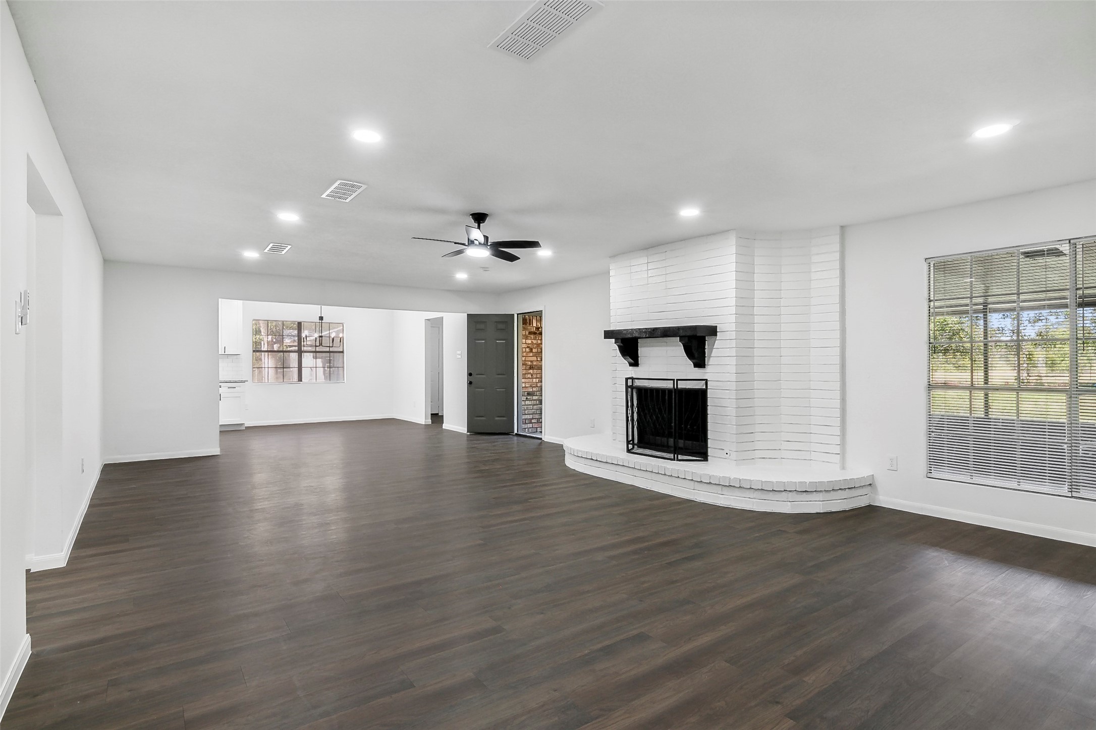 6110 Peveto Lane Orange TX 77632