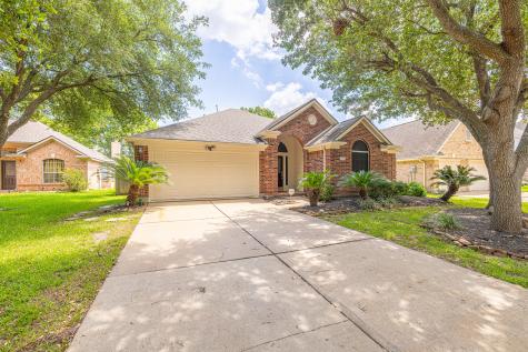 2026 Mabry Mill Road Houston TX 77062