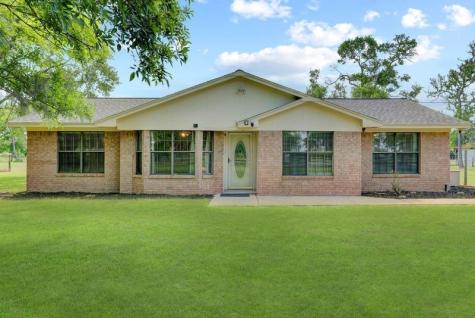 4249 County Road 571 West Columbia TX 77486