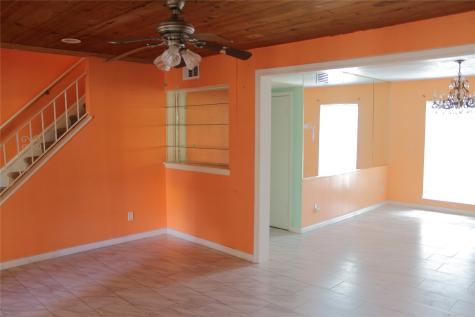 4307 Tidewater Drive Houston TX 77045