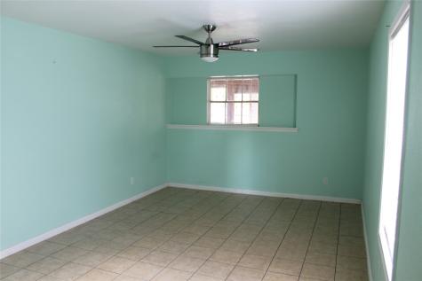 4307 Tidewater Drive Houston TX 77045