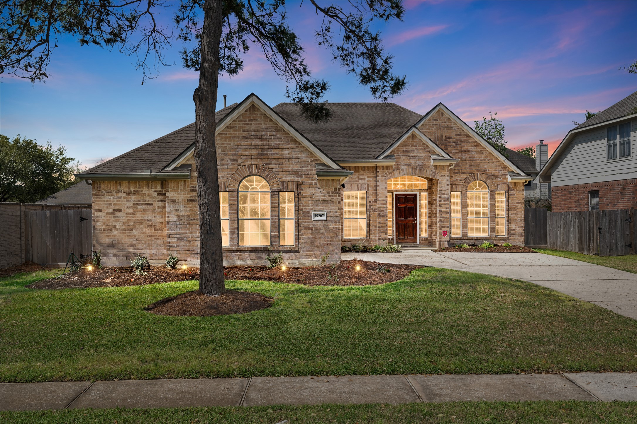 19207 Royal Isle Drive Tomball TX 77375