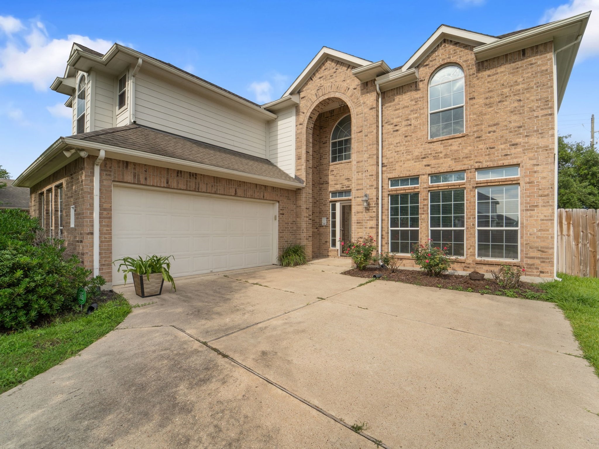 2101 Plum Falls Lane Pearland TX 77581