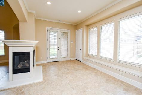 1611 Whitfield Street Sugar Land TX 77479
