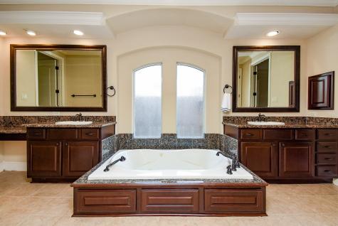 1611 Whitfield Street Sugar Land TX 77479