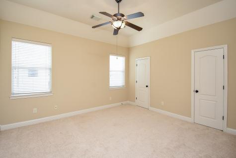 1611 Whitfield Street Sugar Land TX 77479