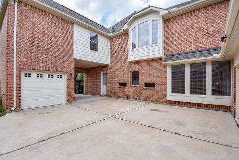 1611 Whitfield Street Sugar Land TX 77479