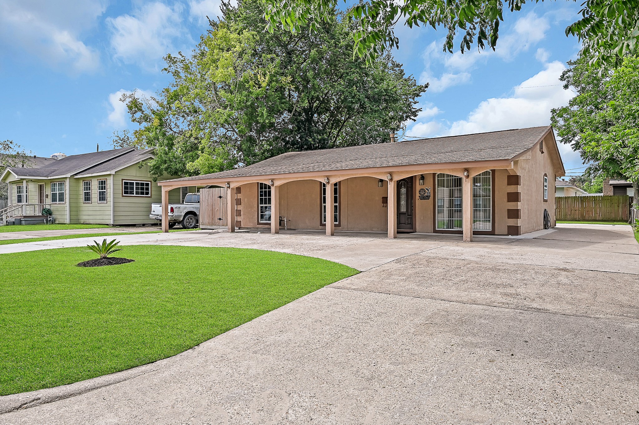 602 Bertloma Street Pasadena TX 77502