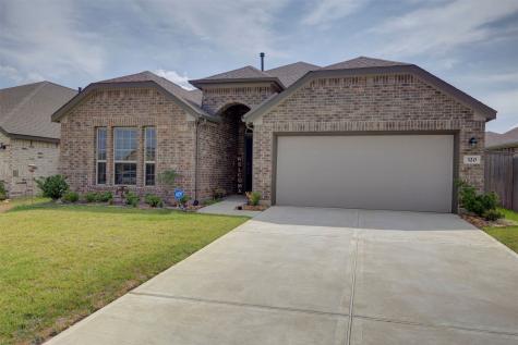 320 Stablebrook Street Magnolia TX 77354