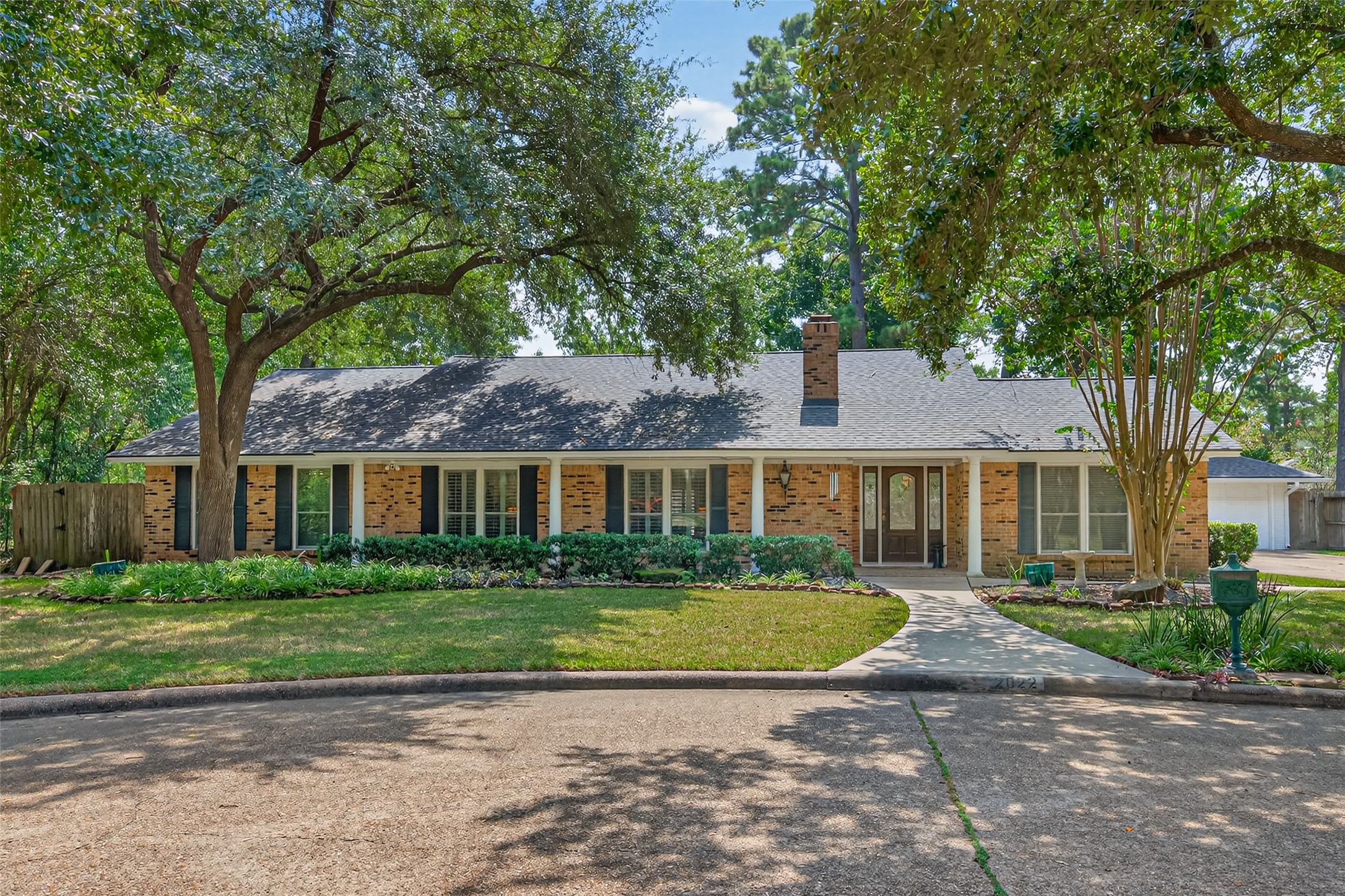2022 Running Springs Drive Kingwood TX 77339