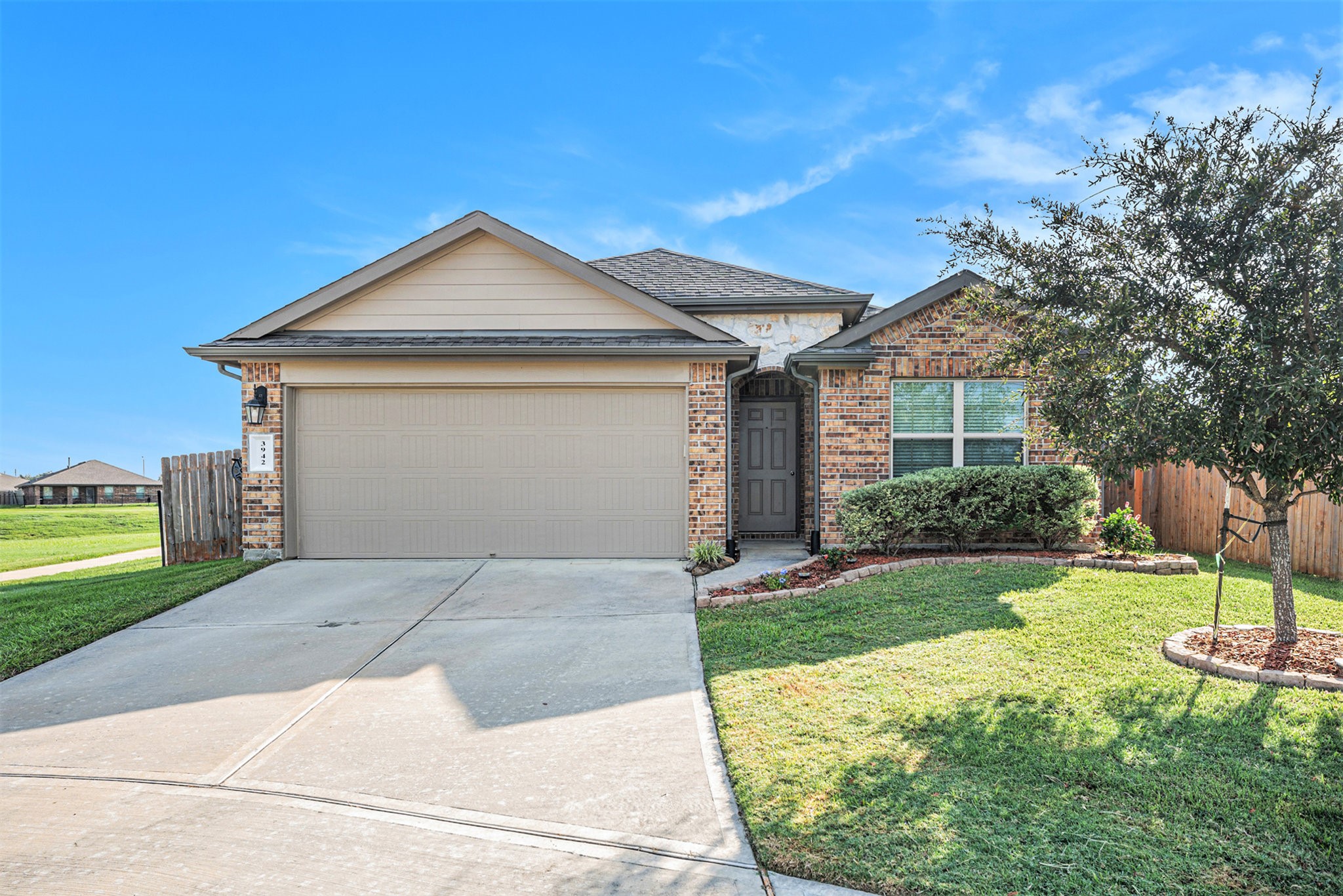3942 Hybrid Court Baytown TX 77521
