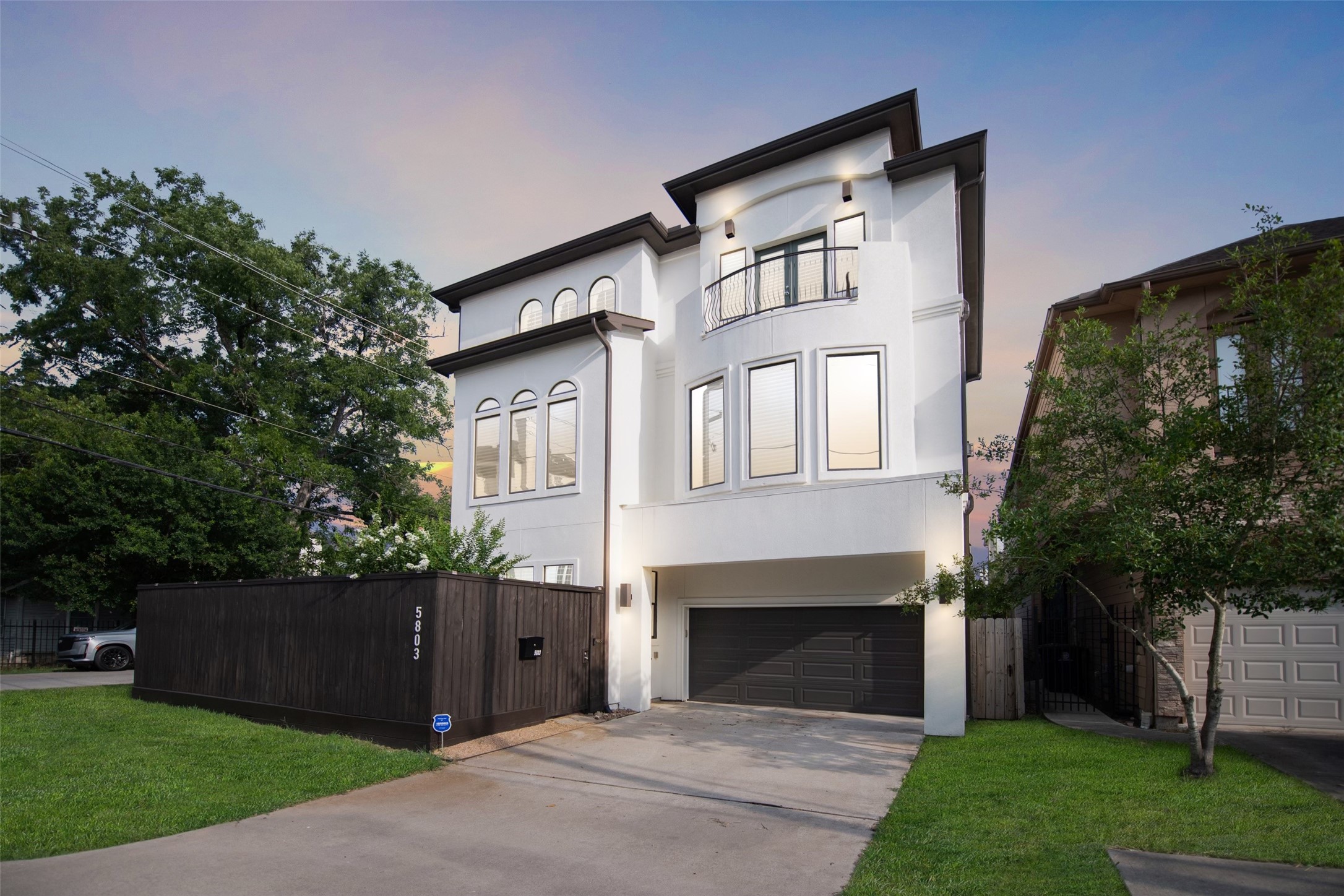 5803 Kiam Street Houston TX 77007