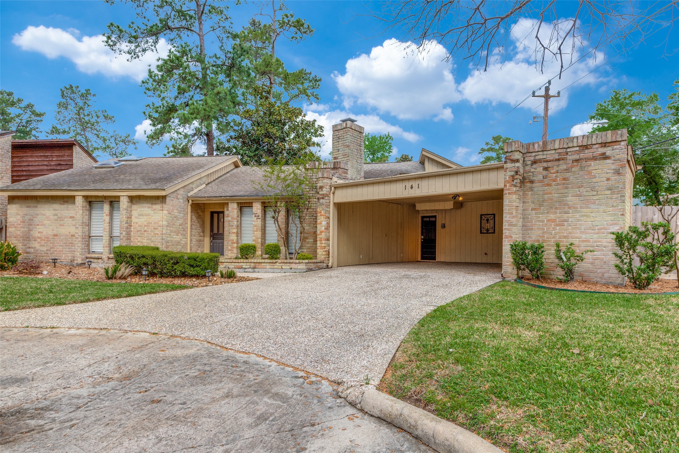 141 Old Bridge Lake Houston TX 77069