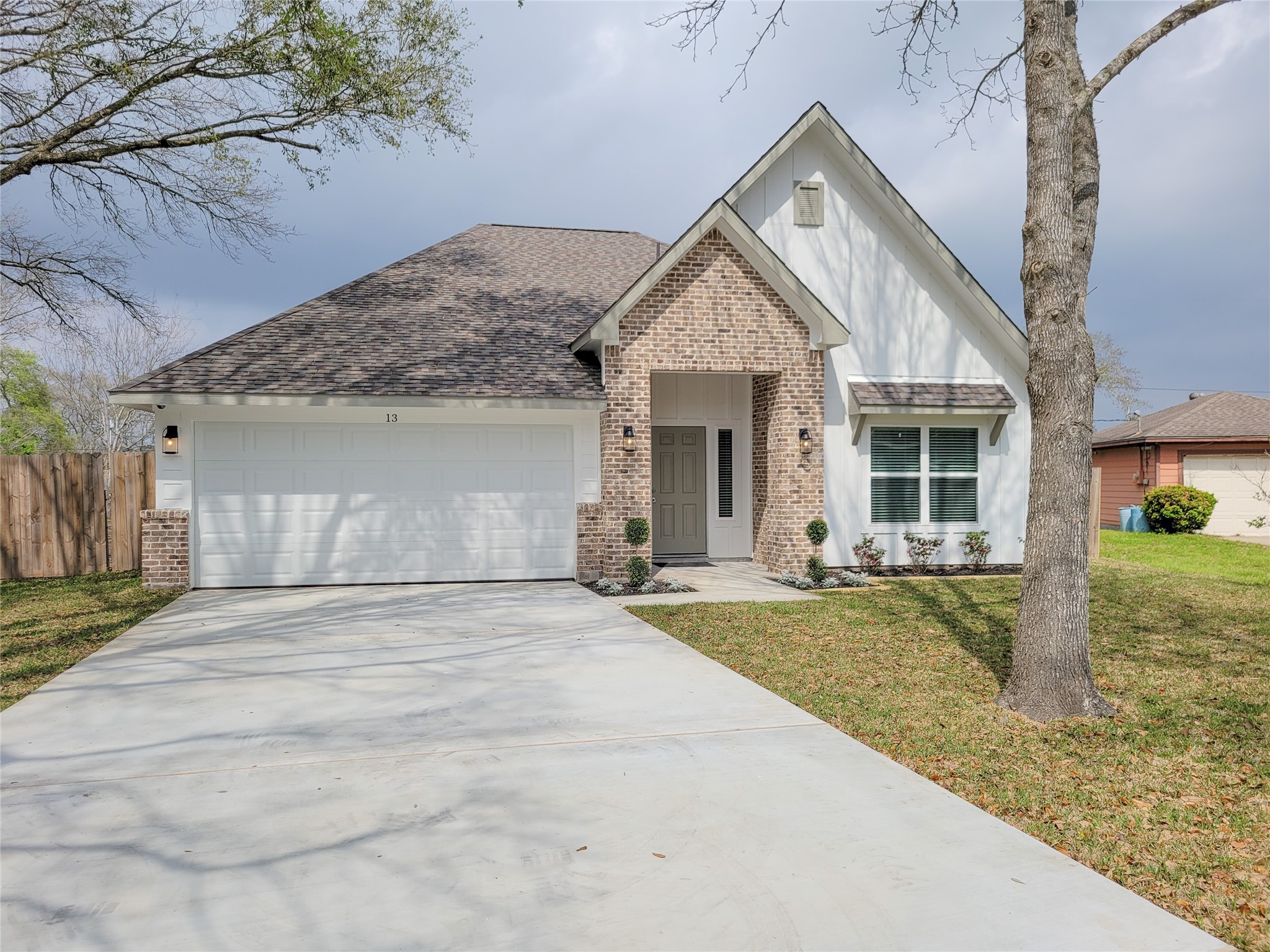 13 Clover Bend Street La Marque TX 77568