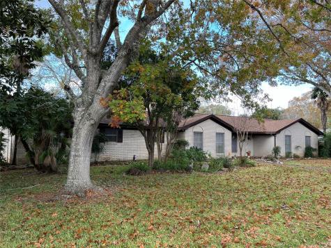 1322 Crestmont Street Wharton TX 77488