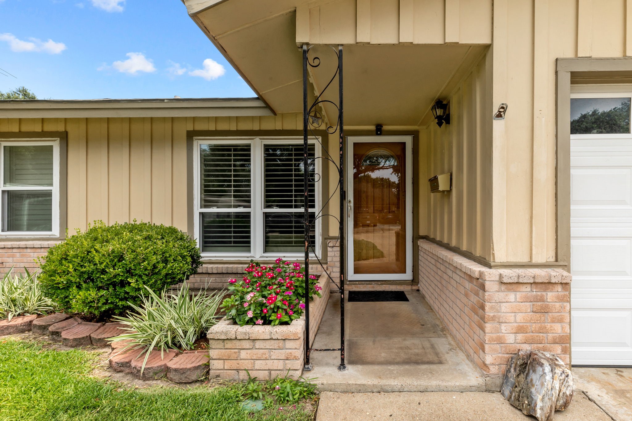 2614 Droxford Drive Houston TX 77008