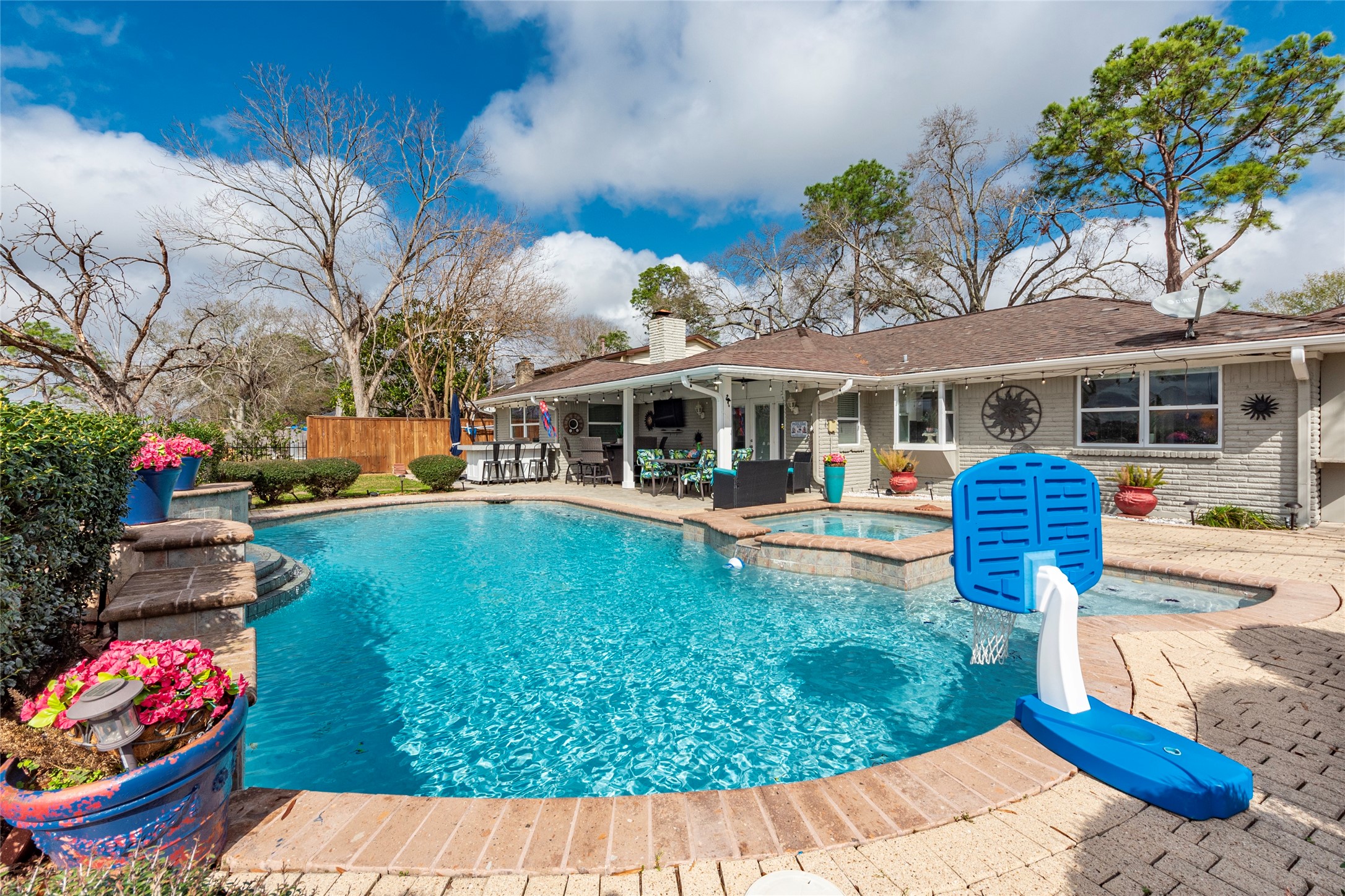 15802 Torry Pines Road Houston TX 77062