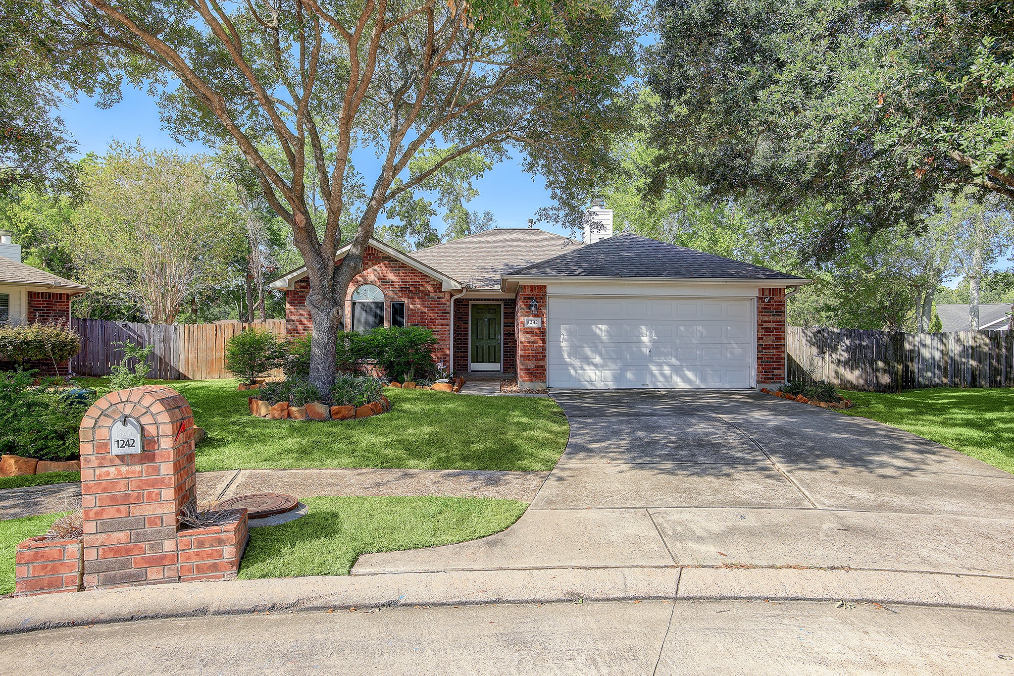 1242 Halls Bridge League City TX 77573