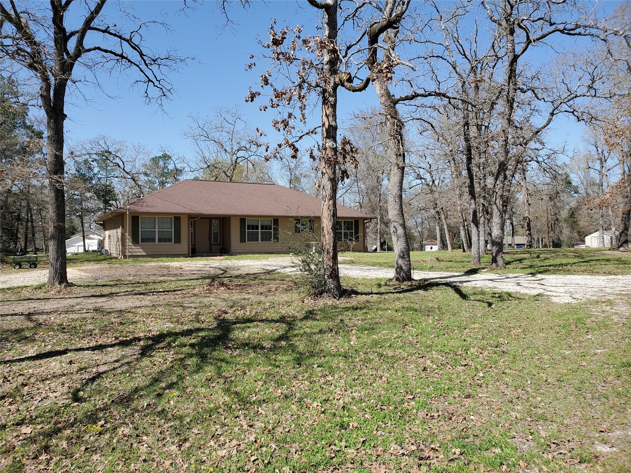 15 Hill Top Road Huntsville TX 77320