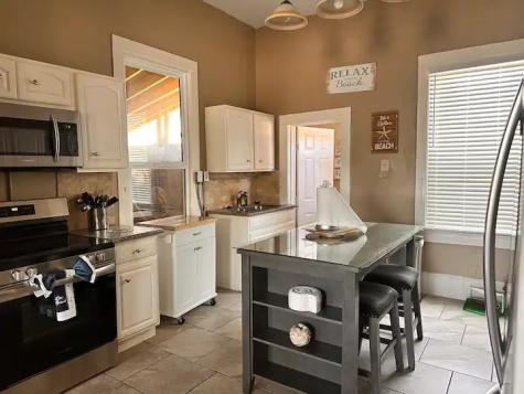 3027 Avenue L Galveston TX 77550