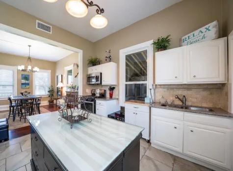 3027 Avenue L Galveston TX 77550