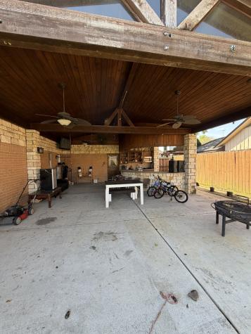 626 Saddle Rock Drive Houston TX 77037