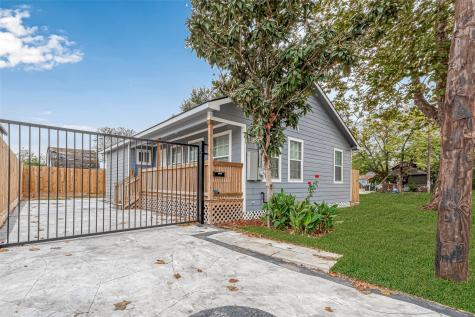 1206 74th Street Houston TX 77011