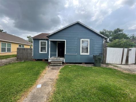 2726 12th Street Port Arthur TX 77640
