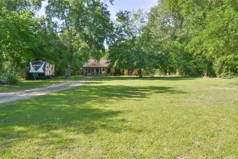 274 County Road 2340 Dayton TX 77535
