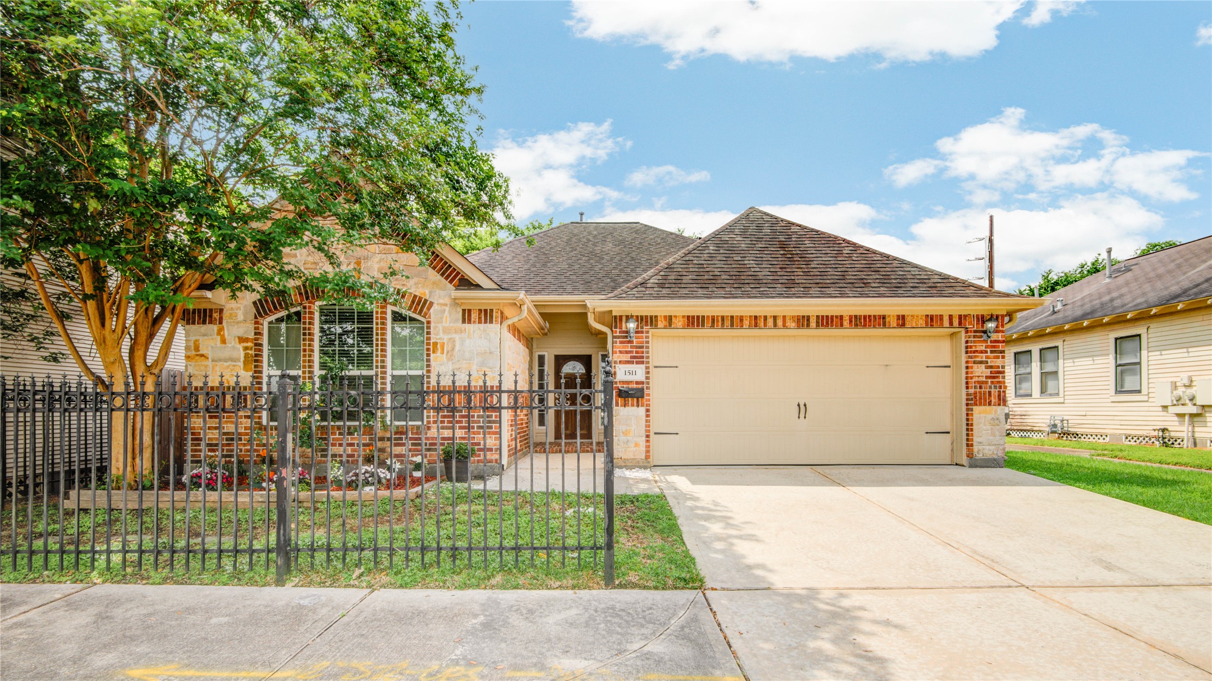 1511 Andrews Street Houston TX 77019