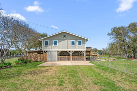 1145 County Road 291 Bay City TX 77414