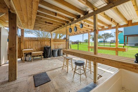 1145 County Road 291 Bay City TX 77414