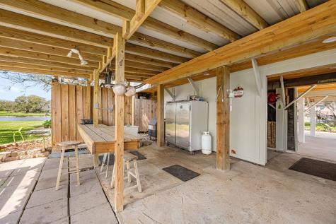 1145 County Road 291 Bay City TX 77414