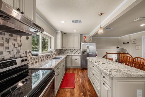 1145 County Road 291 Bay City TX 77414