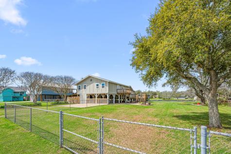 1145 County Road 291 Bay City TX 77414