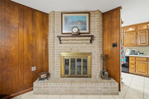 1118 S Amy Drive Deer Park TX 77536