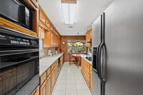 1118 S Amy Drive Deer Park TX 77536