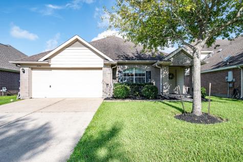2241 Robinwood Drive Deer Park TX 77536