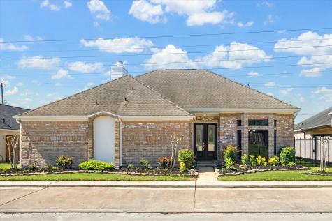 2708 Country Club Drive Pearland TX 77581