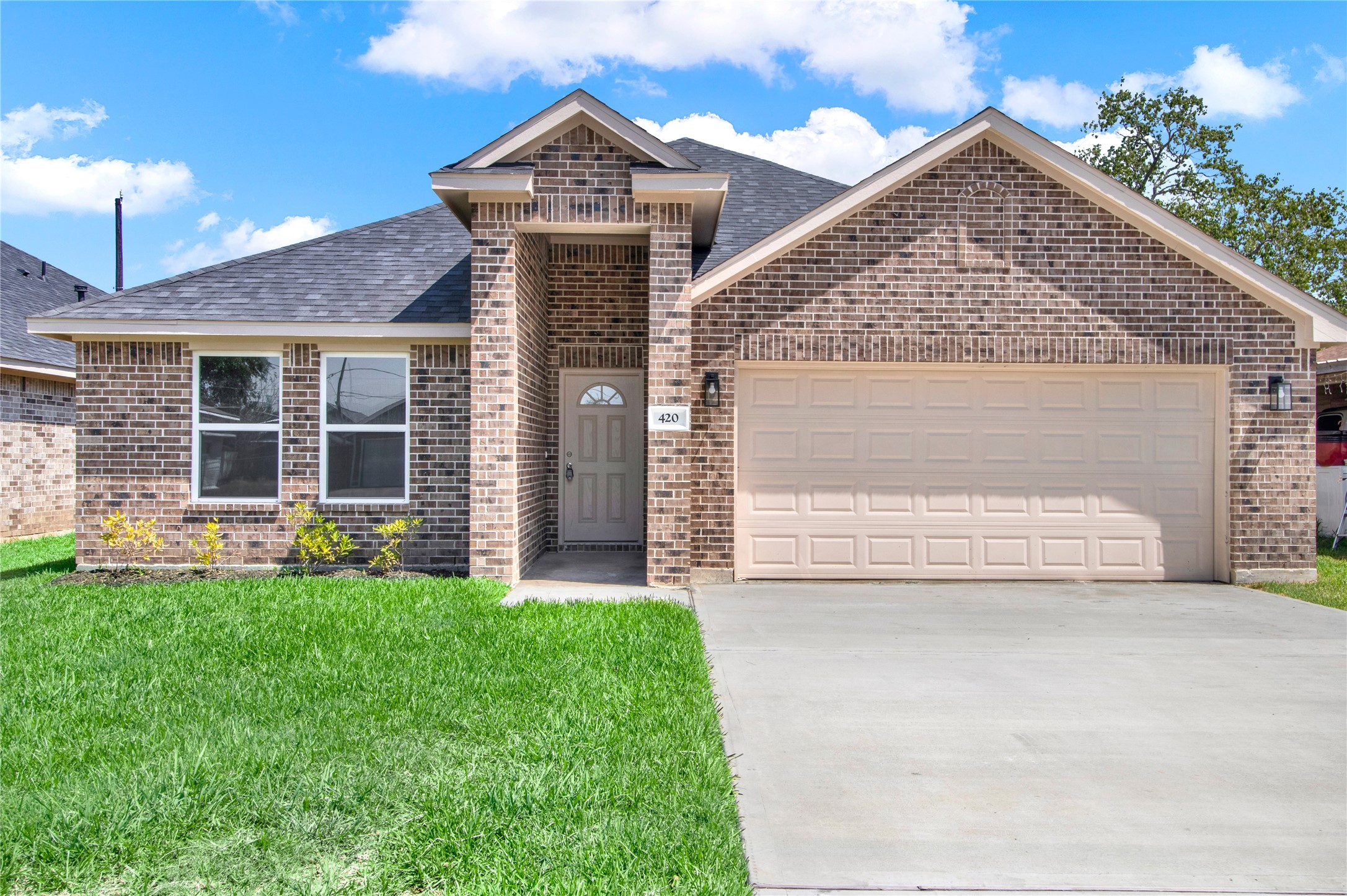 420 N 6th Street La Porte TX 77571