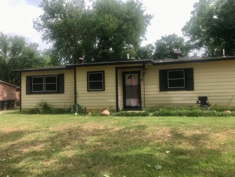 4624 Burton Avenue Fort Worth TX 76105