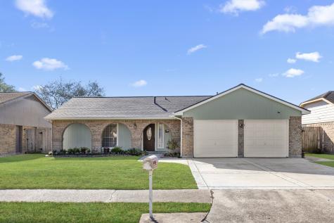 5010 Colombia Drive Pasadena TX 77505