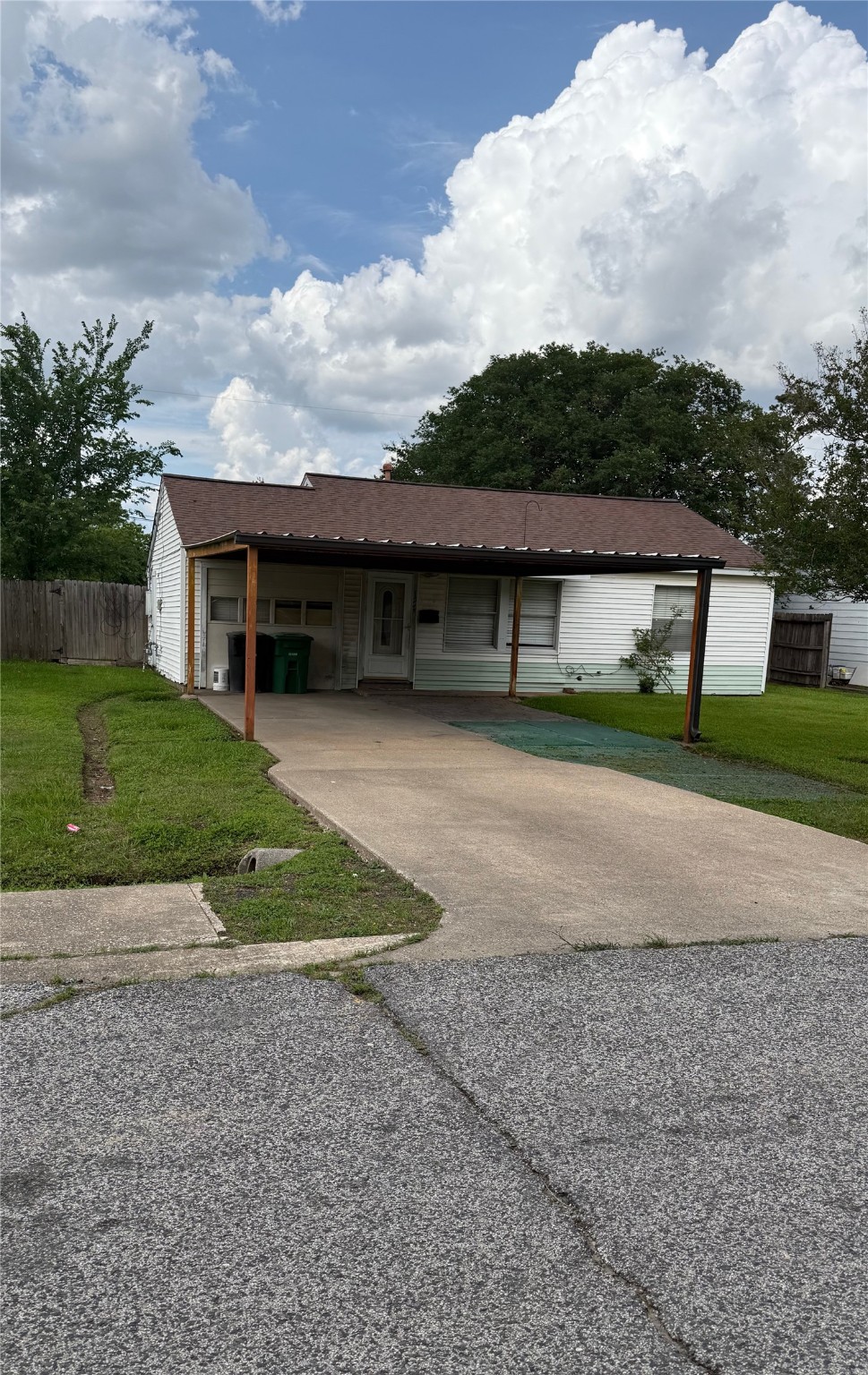 13339 Emporia Street Houston TX 77015