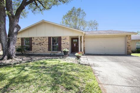 16811 Great Glen Drive Houston TX 77084