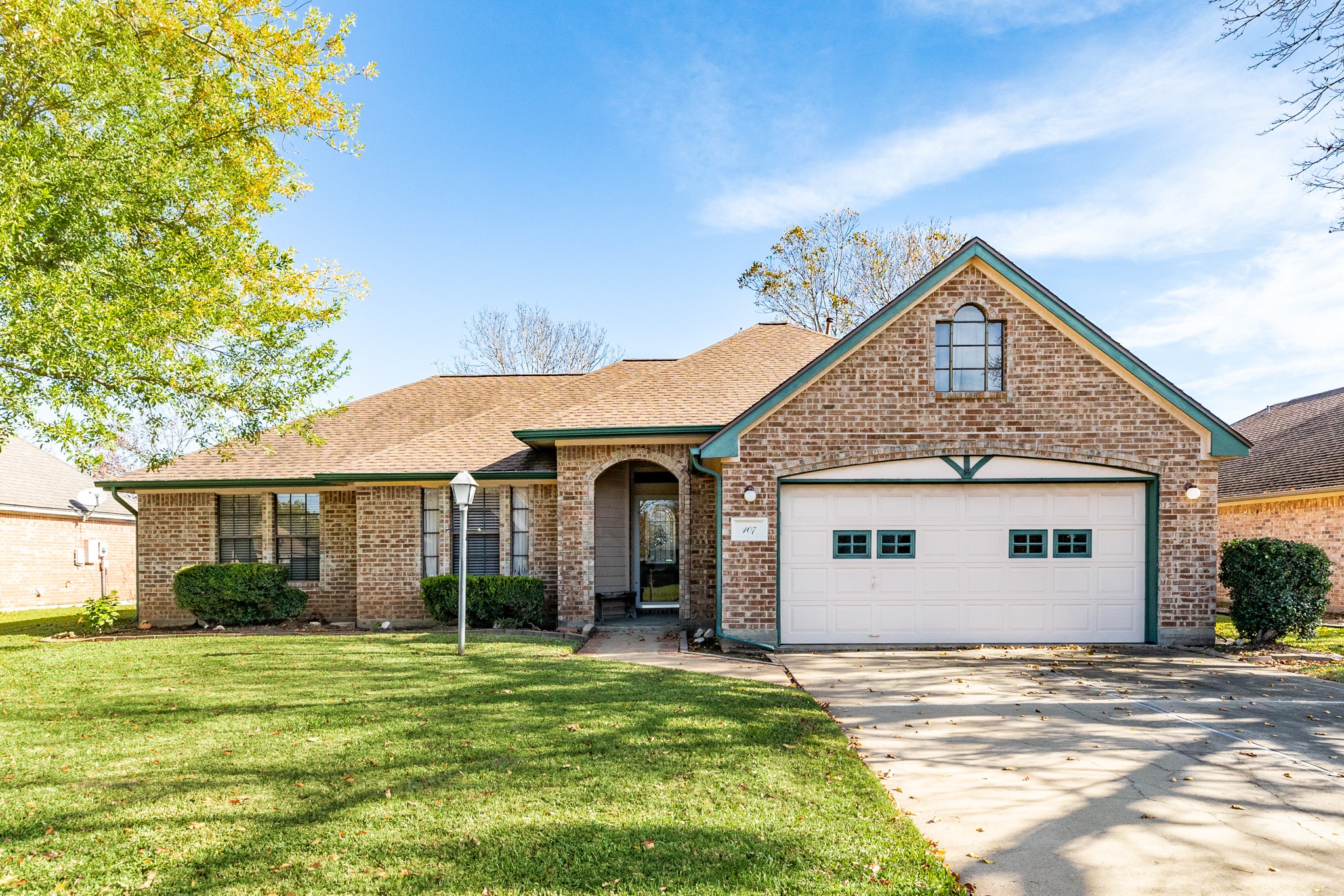 107 Bumelia Street Lake Jackson TX 77566
