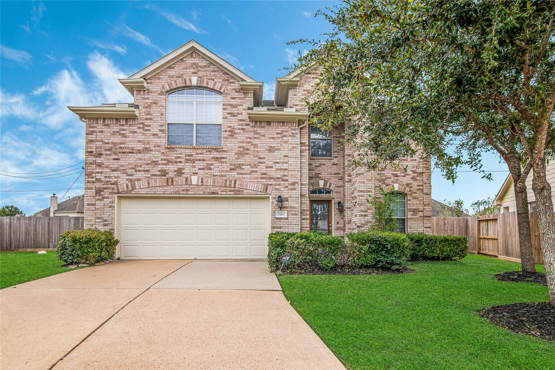 3204 Cactus Heights Lane Pearland TX 77581